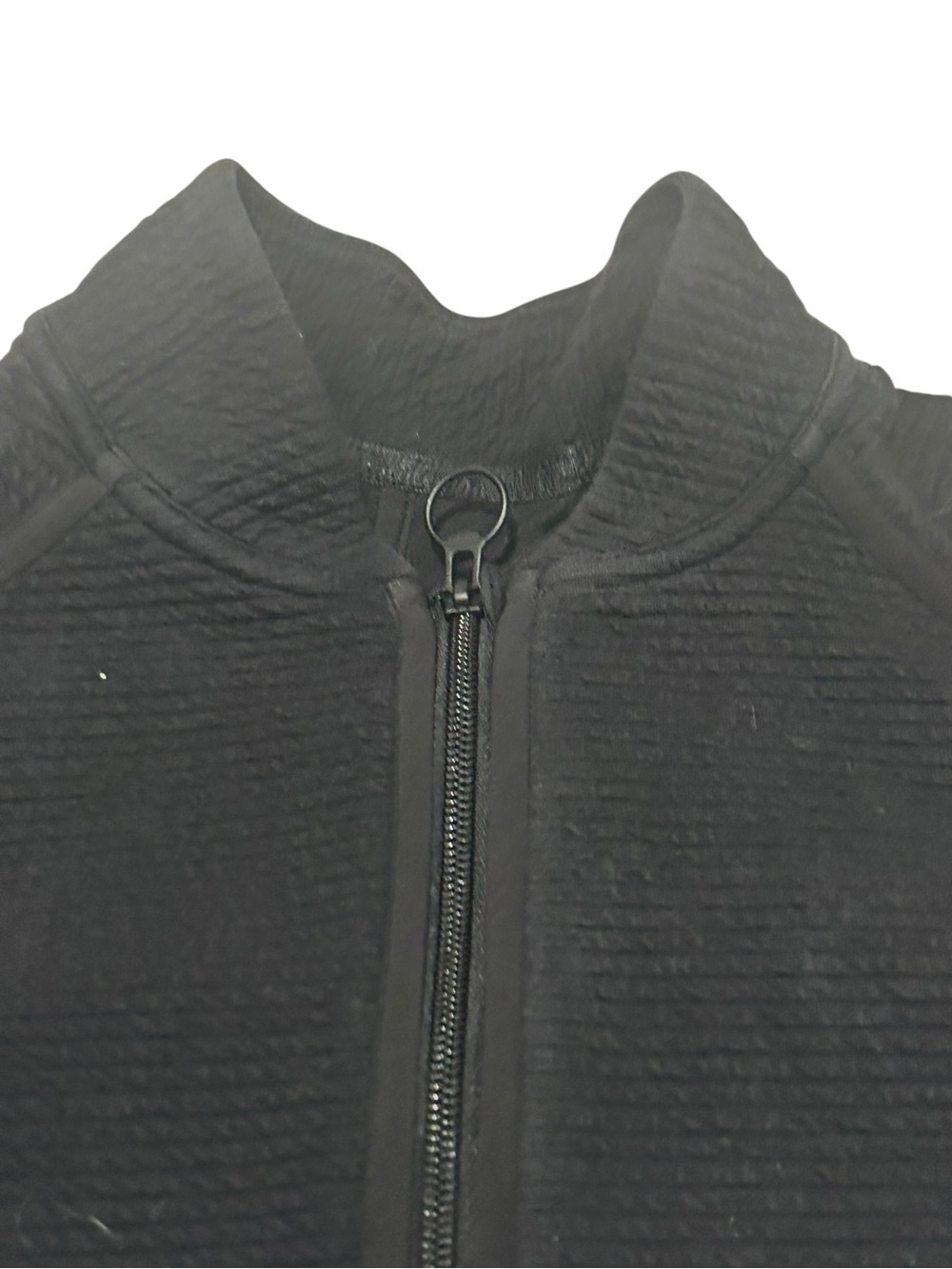 Lululemon Textured Full-Zip Black Jacket Long Sleeves Zippered Pockets - Picture 8 of 10